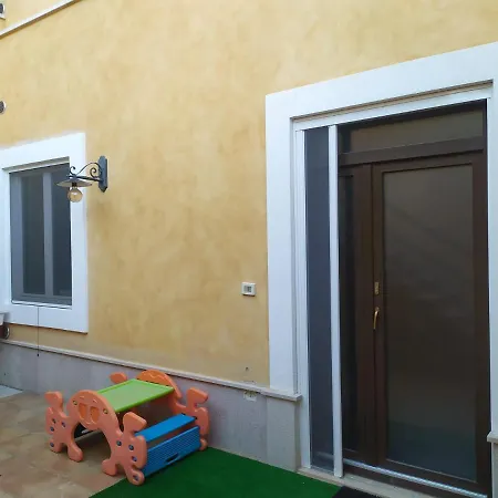 Pintucci Apartment *