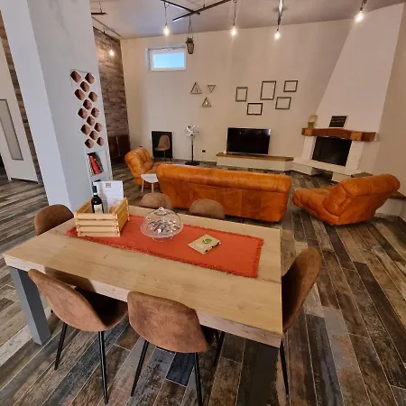 Διαμέρισμα Pintucci *